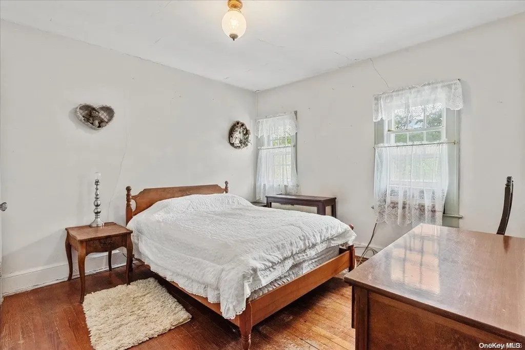 39 Wilson Place Freeport NY 11520