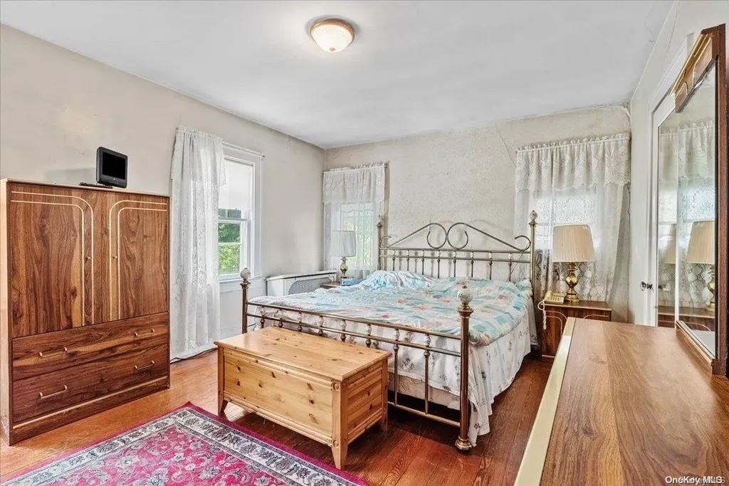 39 Wilson Place Freeport NY 11520