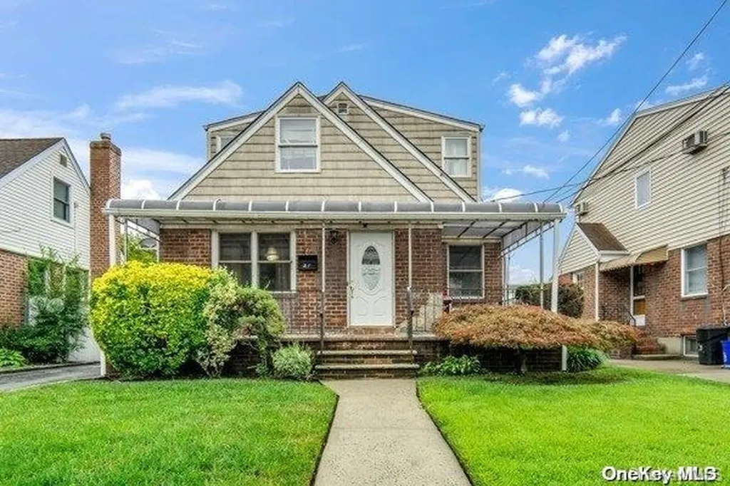26 Orchard Place Valley Stream NY 11580