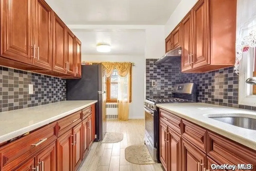 26 Orchard Place Valley Stream NY 11580