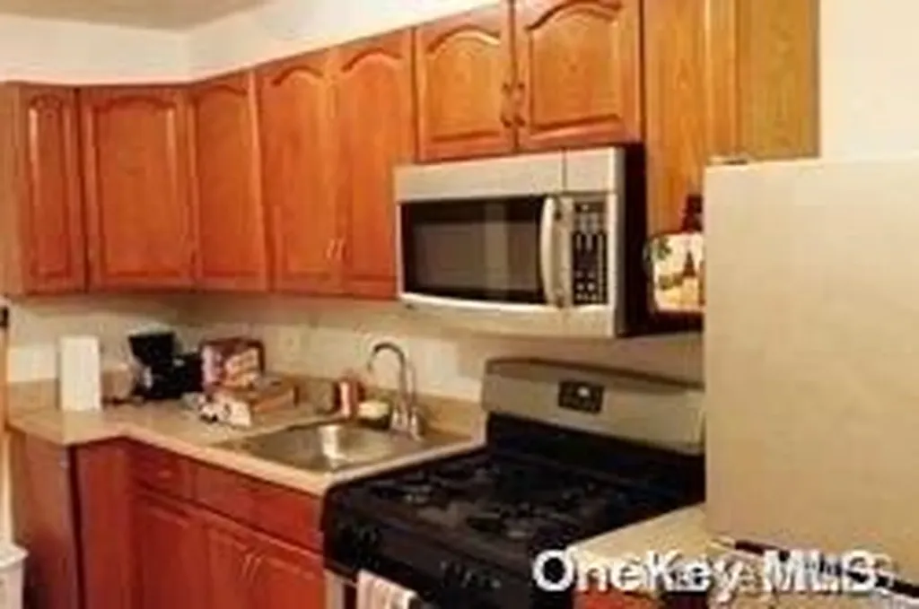 1684 Dean Street Brooklyn NY 11213