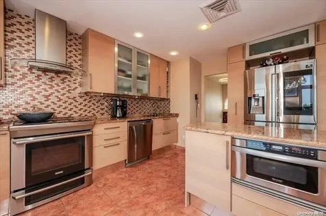 909 Gerry Avenue Lido Beach NY 11561