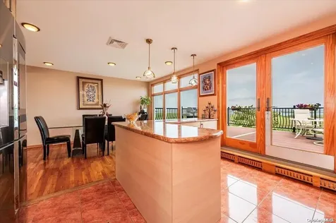 909 Gerry Avenue Lido Beach NY 11561