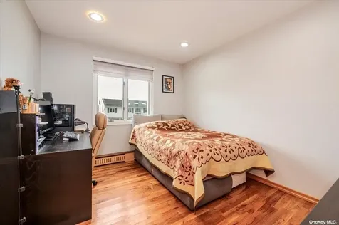 909 Gerry Avenue Lido Beach NY 11561