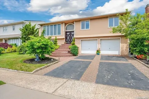 909 Gerry Avenue Lido Beach NY 11561