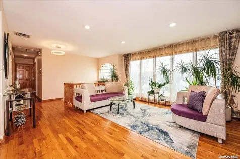 909 Gerry Avenue Lido Beach NY 11561
