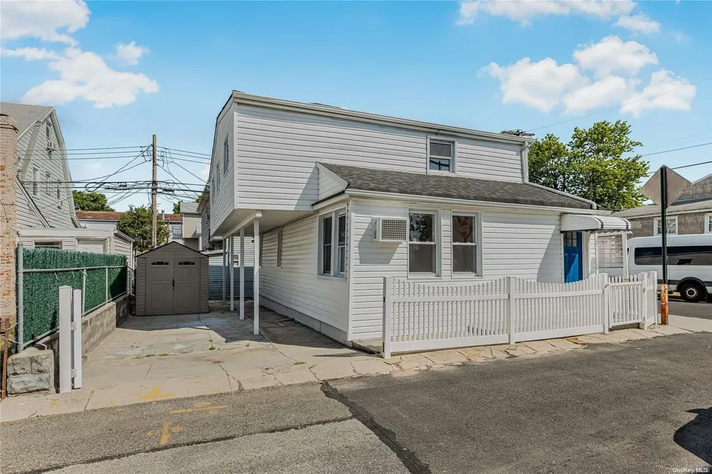 9 Lester Court Brooklyn NY 11229