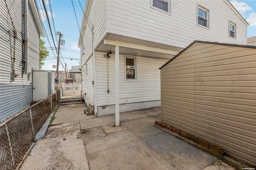 9 Lester Court Brooklyn NY 11229