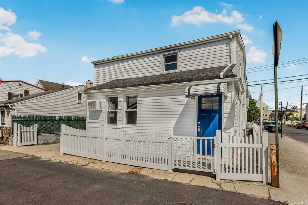 9 Lester Court Brooklyn NY 11229
