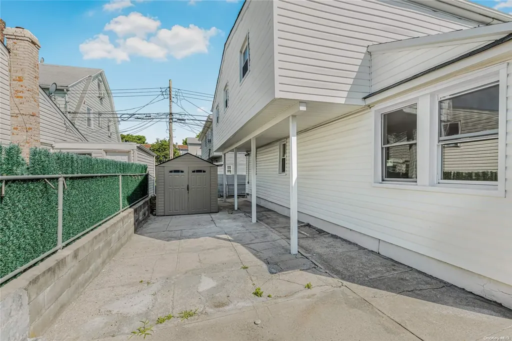 9 Lester Court Brooklyn NY 11229