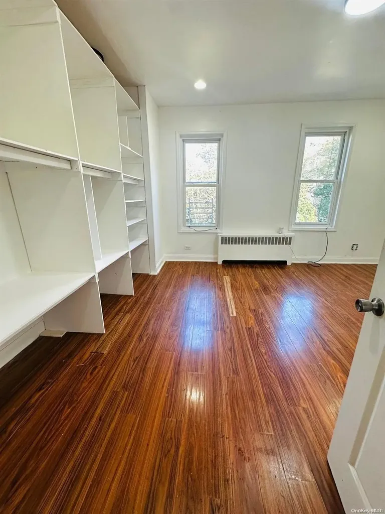 1622 Adams Bronx NY 10460
