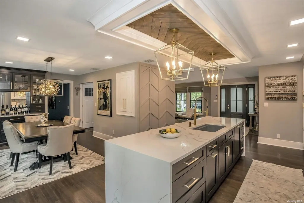10 Skyline Drive Huntington NY 11743
