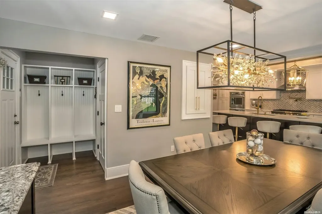 10 Skyline Drive Huntington NY 11743