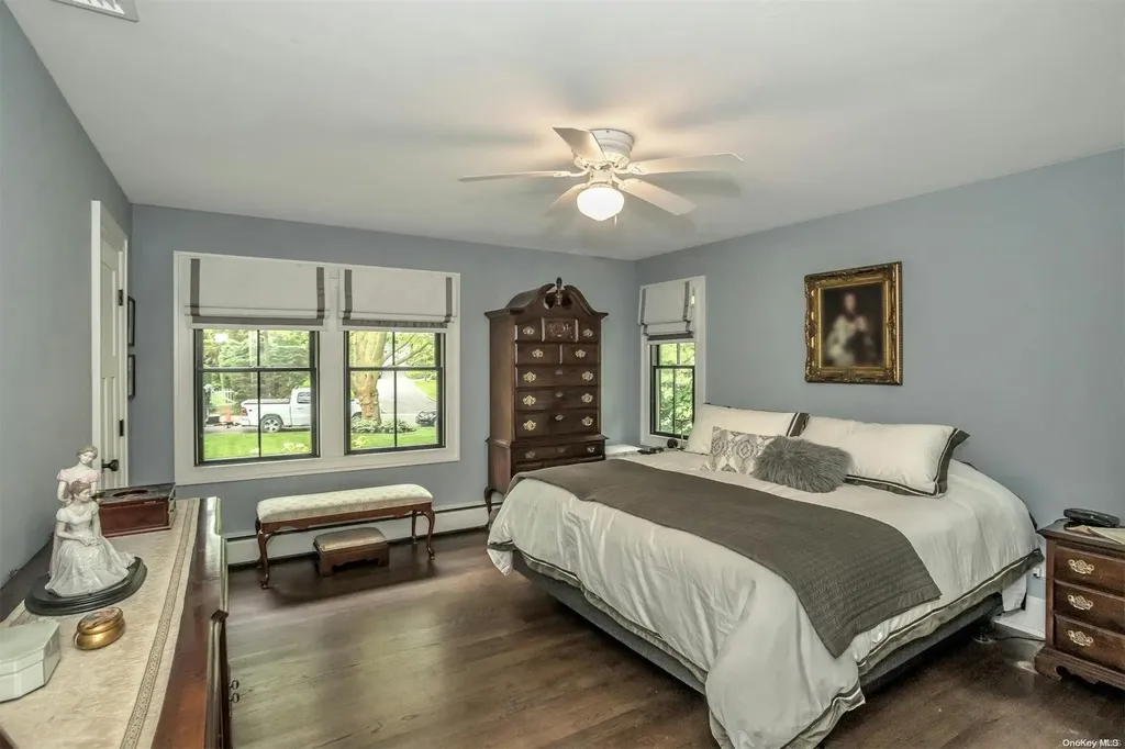 10 Skyline Drive Huntington NY 11743