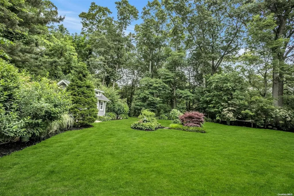 10 Skyline Drive Huntington NY 11743