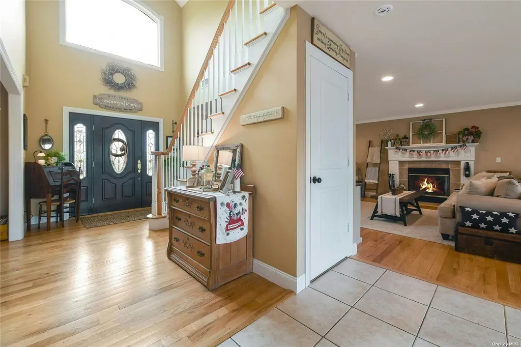 70 Nicholas Way Baiting Hollow NY 11933