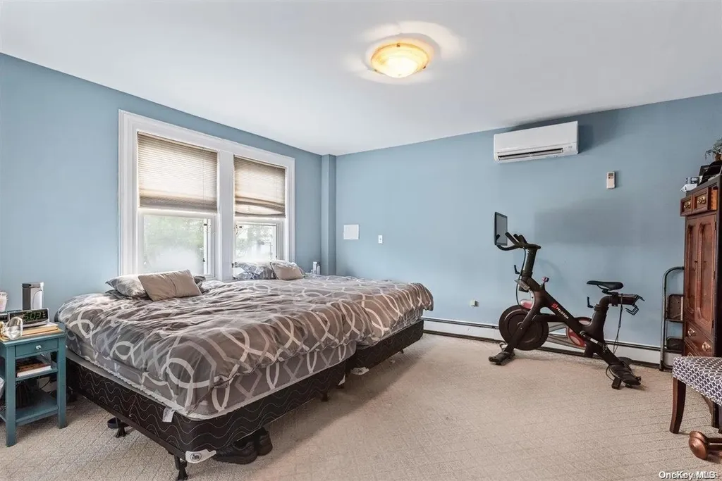 70 Grove Avenue Cedarhurst NY 11516