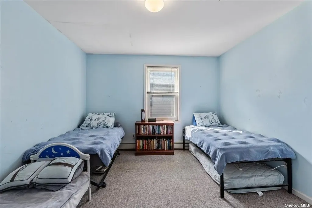 70 Grove Avenue Cedarhurst NY 11516