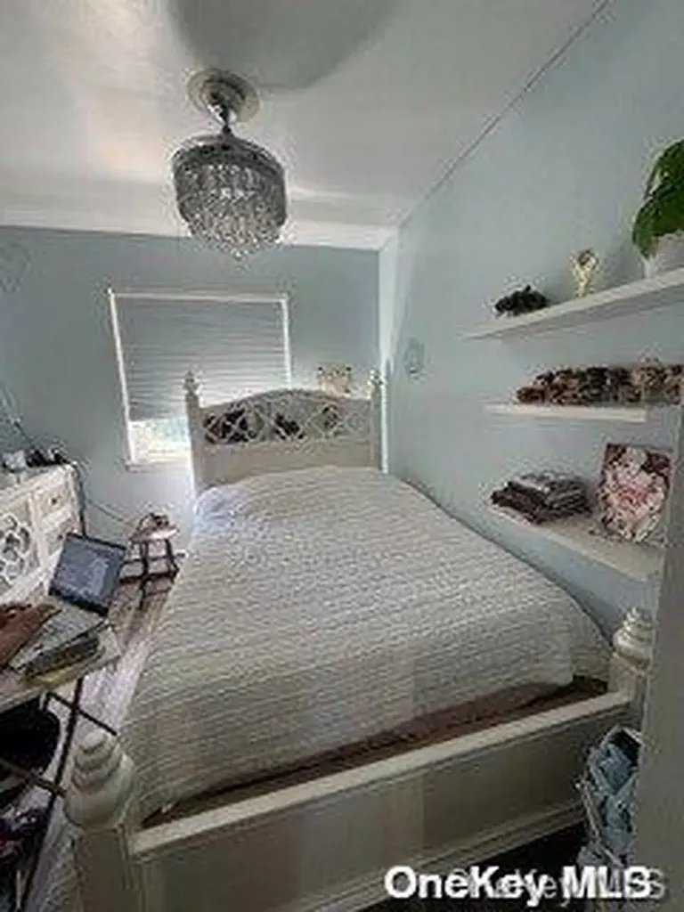 566 Hendrix Street Brooklyn NY 11207