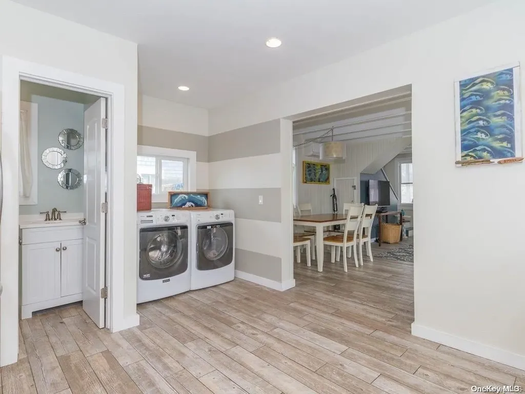 192 Cottage Walk Ocean Beach NY 11770