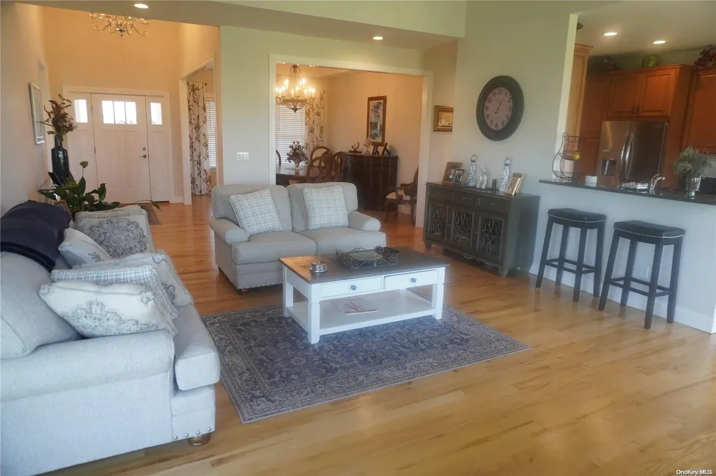 41 Tyler Drive Riverhead NY 11901