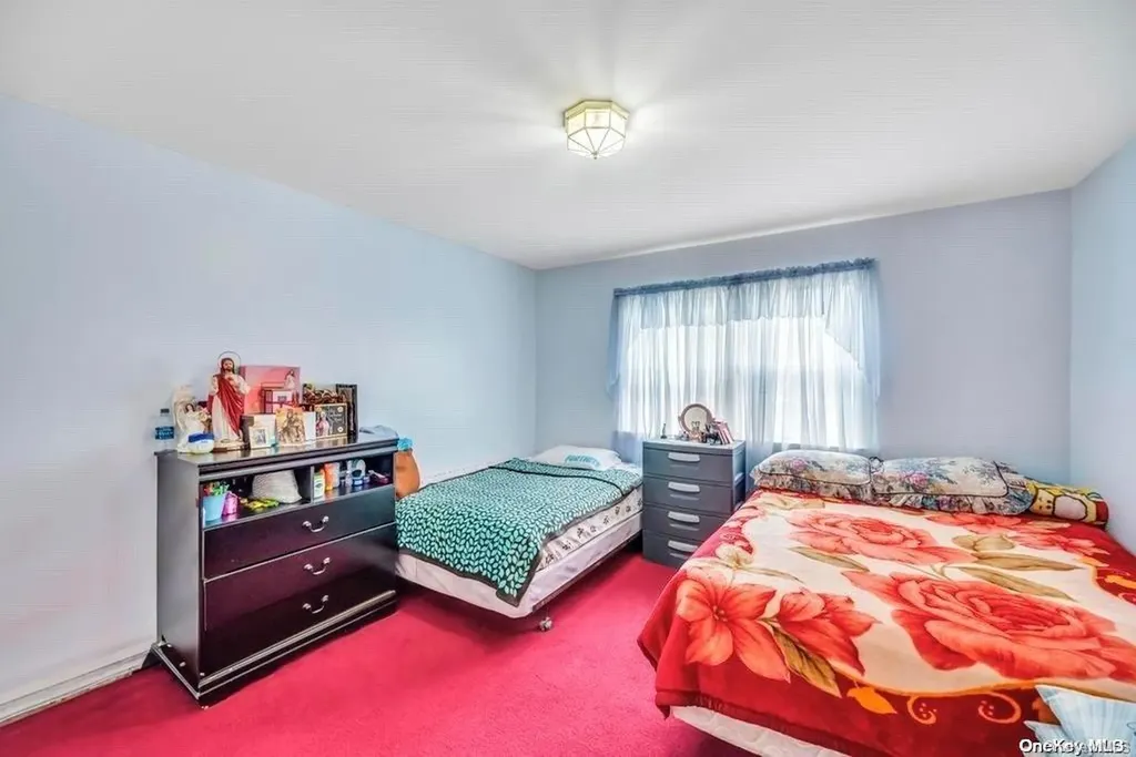 23 Plandome Place Selden NY 11784