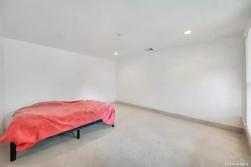 23 Plandome Place Selden NY 11784