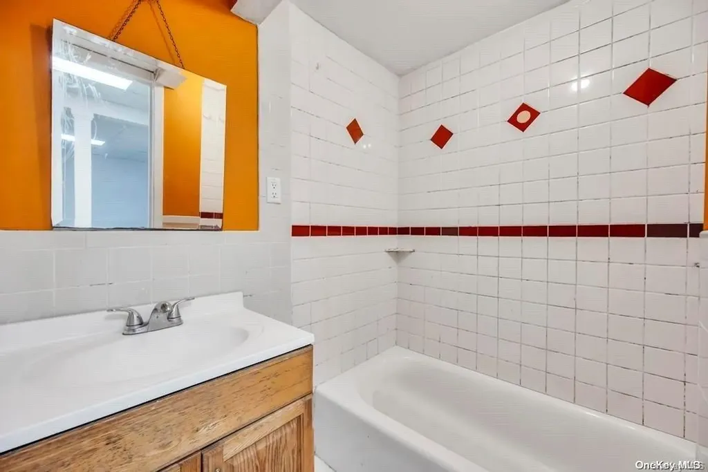 23 Plandome Place Selden NY 11784