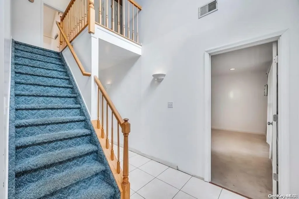 23 Plandome Place Selden NY 11784