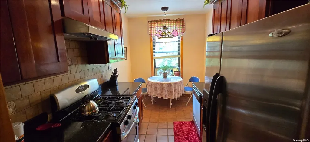 83-19 116 Street Kew Gardens NY 11418