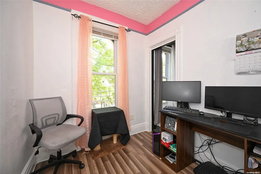 468 Crescent Street Brooklyn NY 11208