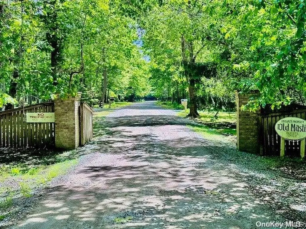 8 Estate Drive Mastic Beach NY 11951