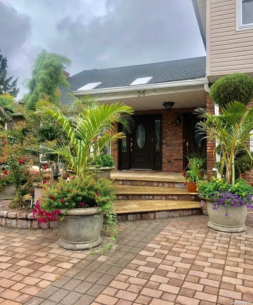 36 Madison Avenue Westbury NY 11590