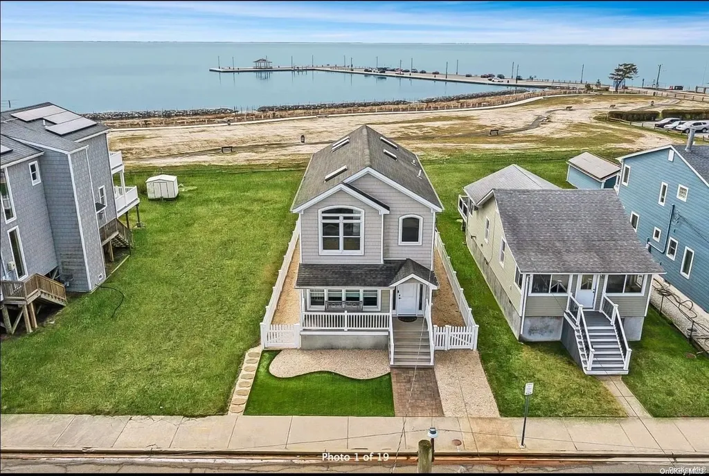 26 Smith Street Patchogue NY 11772