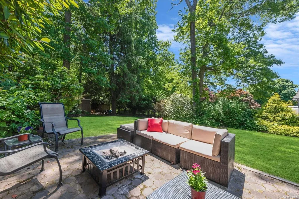 115 Cedar Hill Road Rocky Point NY 11778