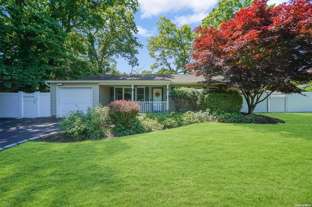 4430 Express Drive S Ronkonkoma NY 11779