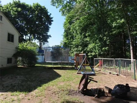 1210 Smithtown Avenue Bohemia NY 11716