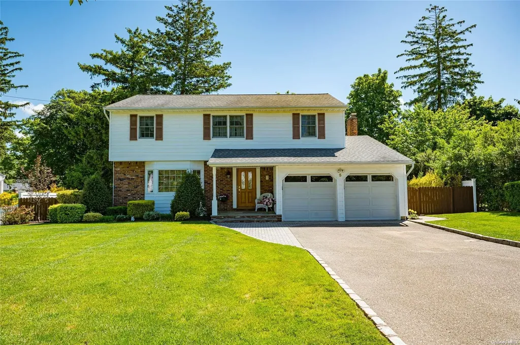 5 Lawrence Drive Nesconset NY 11767