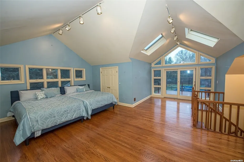 4 Mallard Drive Lloyd Harbor NY 11743