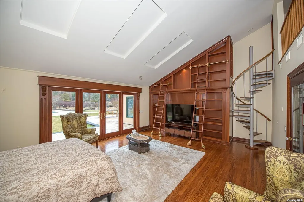 4 Mallard Drive Lloyd Harbor NY 11743