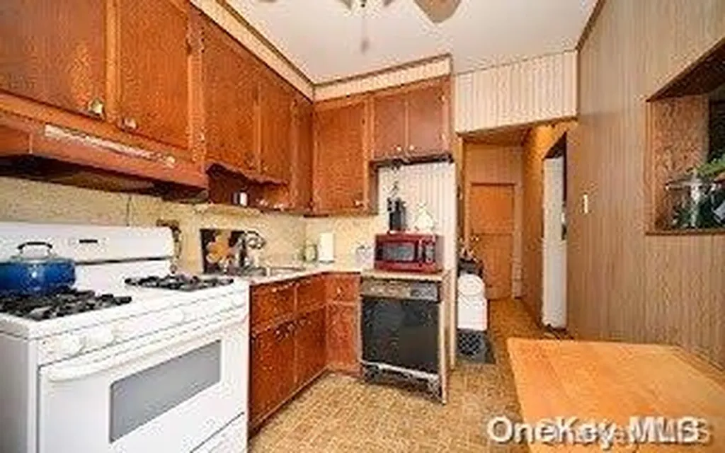 103-04 97th Avenue Ozone Park NY 11416