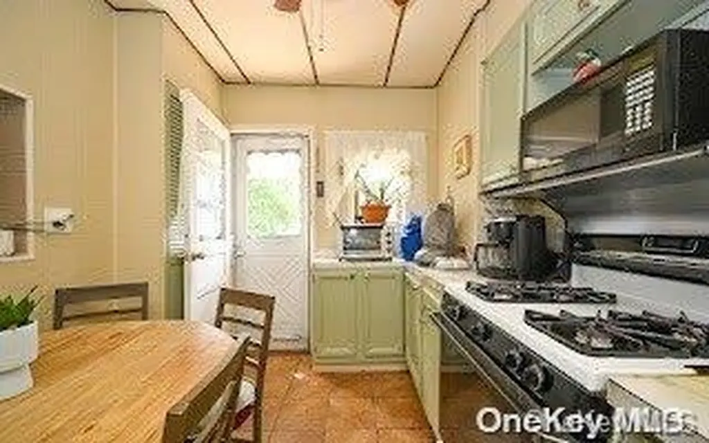 103-04 97th Avenue Ozone Park NY 11416