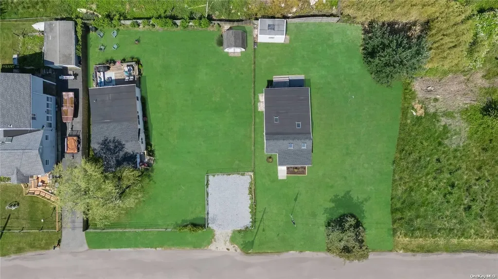 28 Blue Point Road Mastic Beach NY 11951