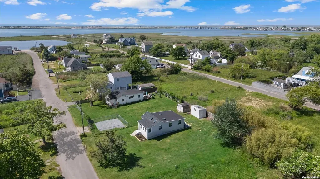 28 Blue Point Road Mastic Beach NY 11951