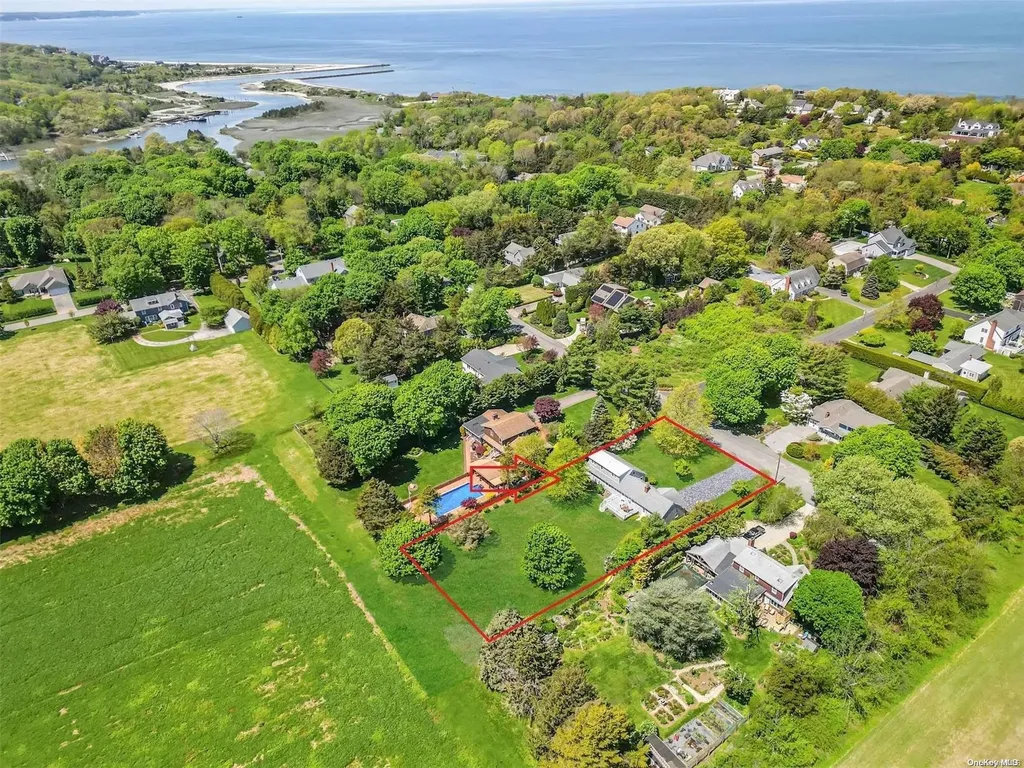 600 Wavecrest Lane Mattituck NY 11952