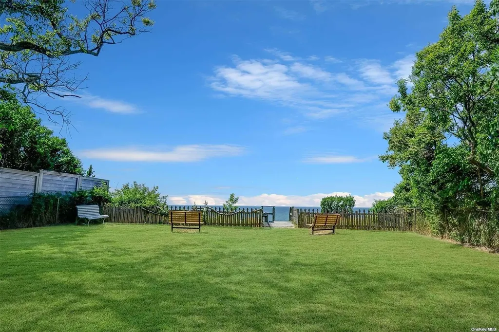 600 Wavecrest Lane Mattituck NY 11952