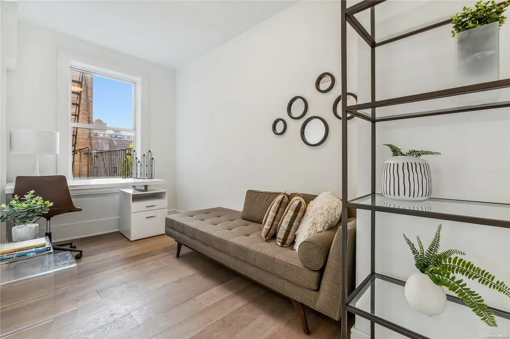 148-09 Northern Boulevard Flushing NY 11354