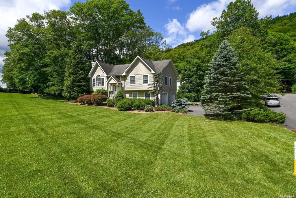 5 Woolf Road Stony Point NY 10980