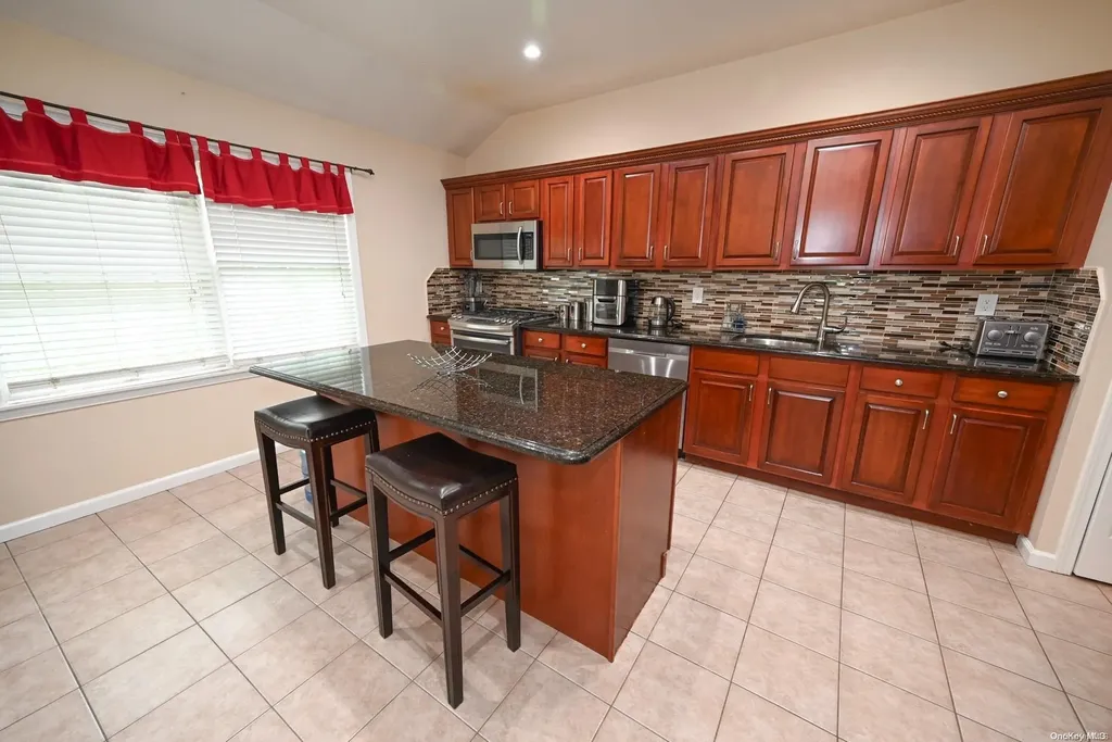 5 Woolf Road Stony Point NY 10980