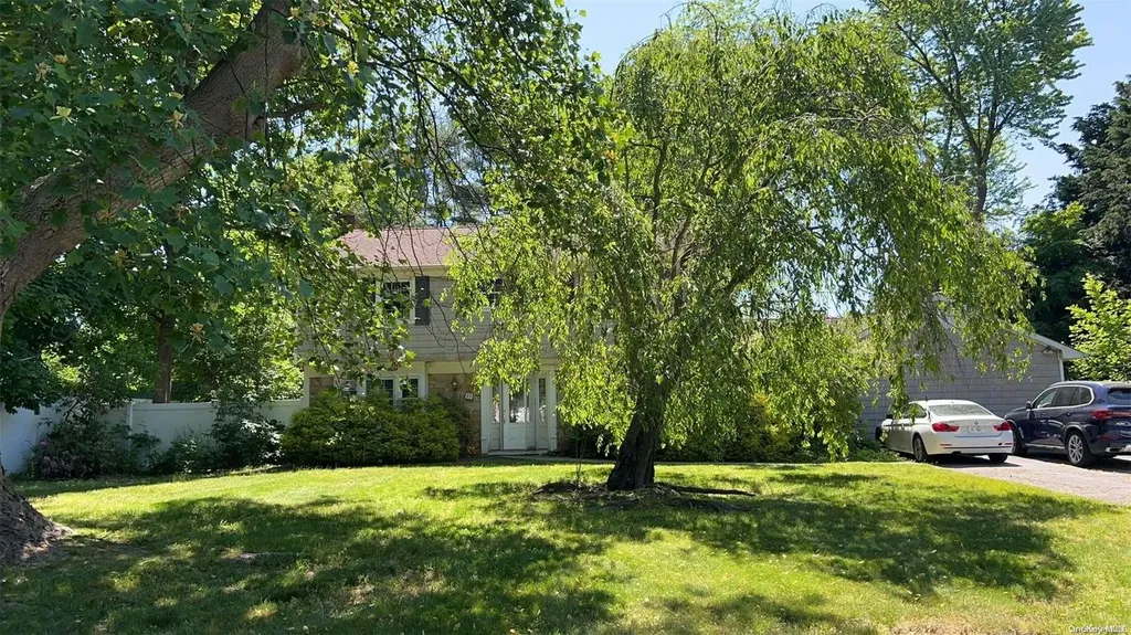 27 Madeley Lane Stony Brook NY 11790